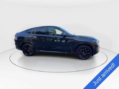 Black Sapphire Metallic 2024 BMW X6 xDrive40i