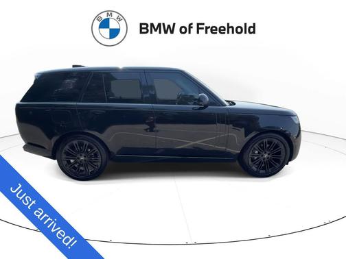 Black 2023 Land Rover Range Rover P400 SE