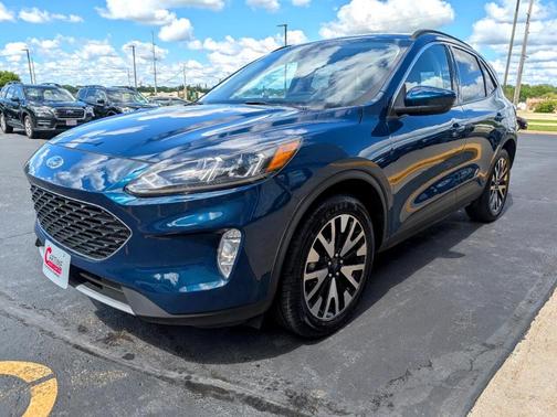 2020 Ford Escape SEL