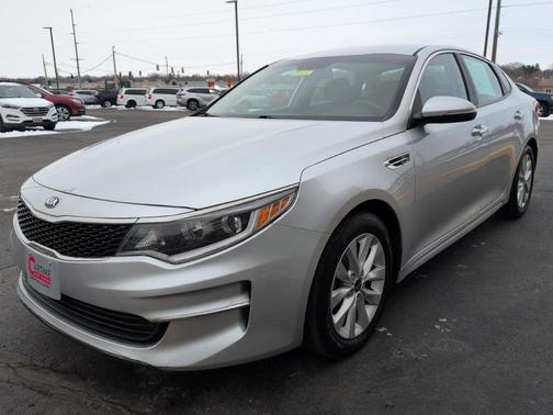 2017 Kia Optima LX