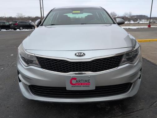 2017 Kia Optima LX