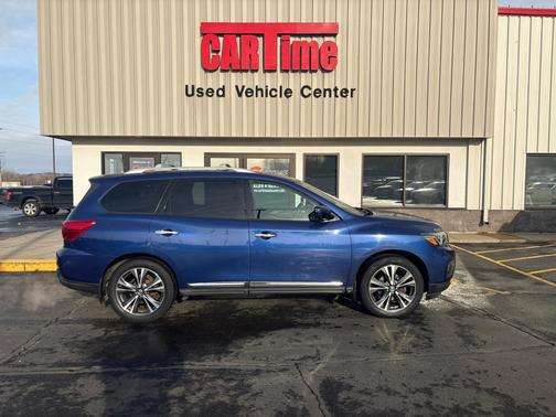 2017 Nissan Pathfinder Platinum