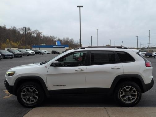 2020 Jeep Cherokee Trailhawk