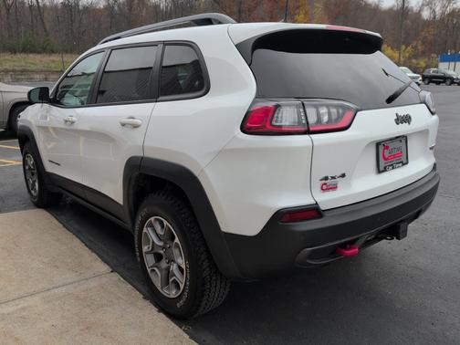 2020 Jeep Cherokee Trailhawk