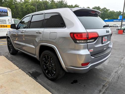 2018 Jeep Grand Cherokee Laredo