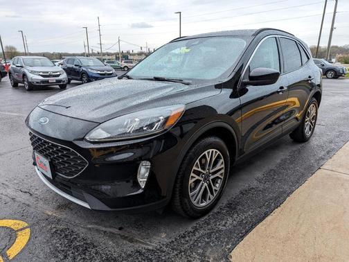 2021 Ford Escape SEL