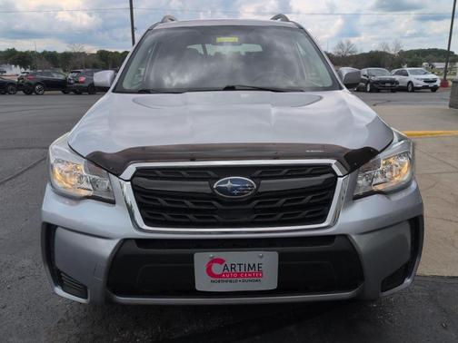 Ice Silver Metallic 2018 Subaru Forester 2.0XT Premium