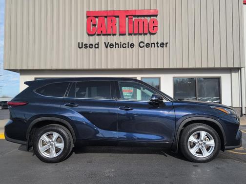 2020 Toyota Highlander LE