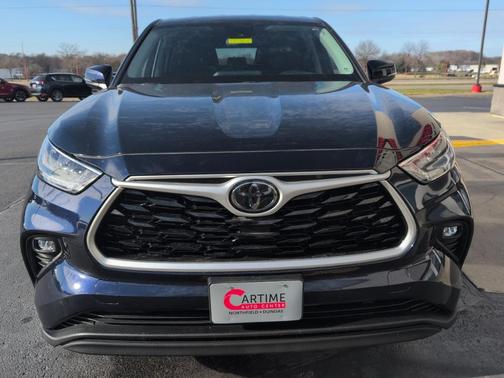 2020 Toyota Highlander LE