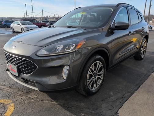 2020 Ford Escape SEL