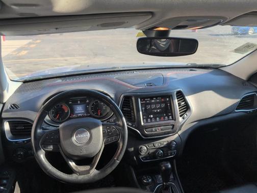 2019 Jeep Cherokee Trailhawk