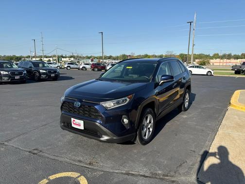 2019 Toyota RAV4 Hybrid XLE