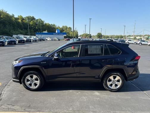 2019 Toyota RAV4 Hybrid XLE