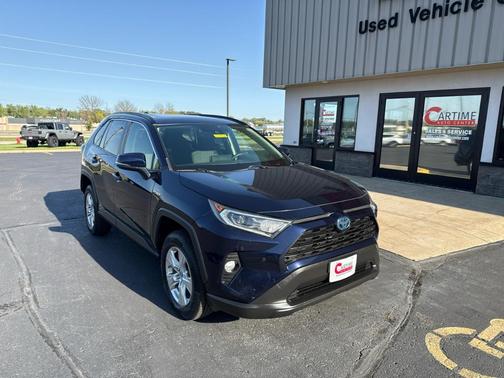 2019 Toyota RAV4 Hybrid XLE