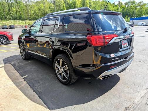 2018 GMC Acadia Denali