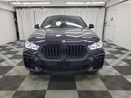 2023 BMW X6 xDrive40i