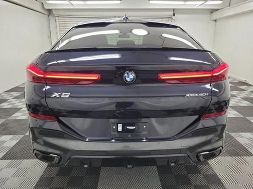 2023 BMW X6 xDrive40i