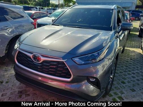 2024 Toyota Highlander XLE