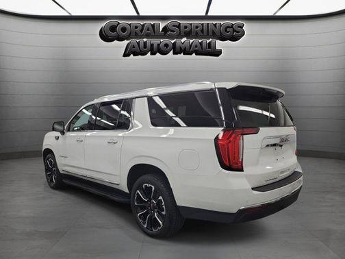 Summit White 2023 GMC Yukon XL SLT