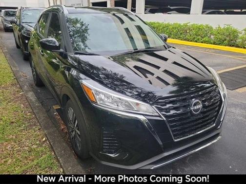 2023 Nissan Kicks SV