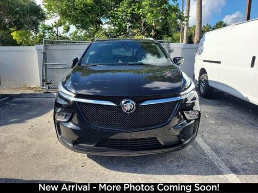 2022 Buick Enclave Essence