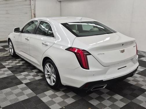 2023 Cadillac CT4 Luxury