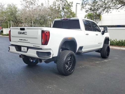 2023 GMC Sierra 2500 Denali