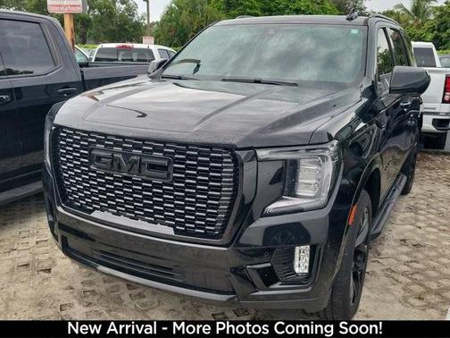 2022 GMC Yukon SLE