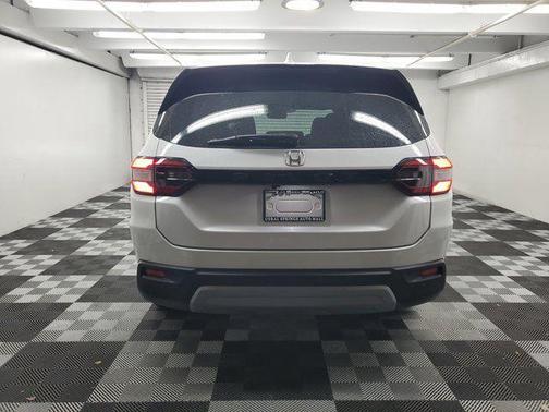 2023 Honda Pilot EX-L 8-Passenger