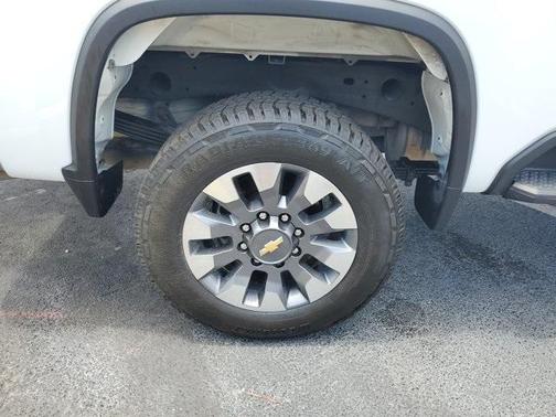 2024 Chevrolet Silverado 2500 Custom