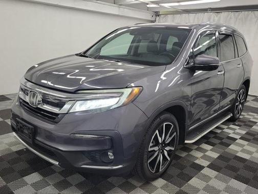 2019 Honda Pilot Touring 8-Passenger