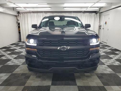2018 Chevrolet Silverado 1500 Custom