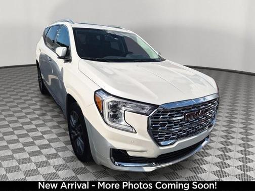 2023 GMC Terrain Denali