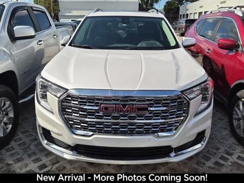 2023 GMC Terrain Denali