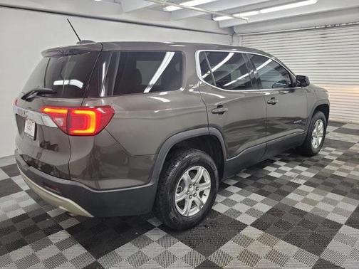 2019 GMC Acadia SLE-1