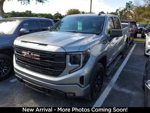 2025 GMC Sierra 1500 Elevation