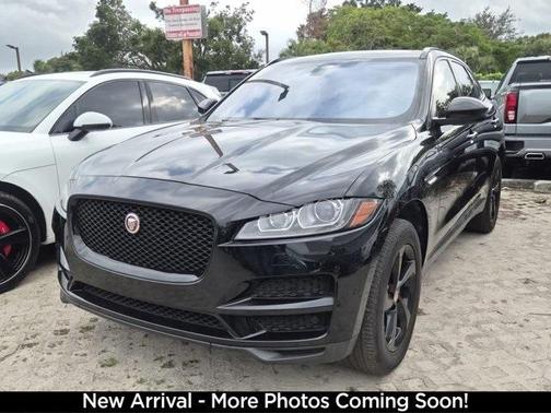 2020 Jaguar F-PACE 25t Premium
