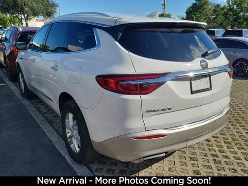 2021 Buick Enclave Essence
