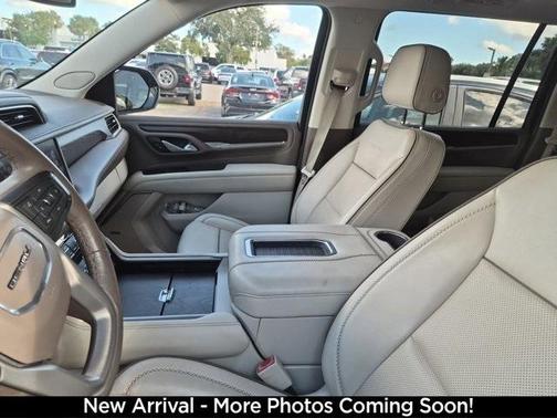 2022 GMC Yukon XL Denali