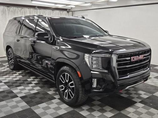 2021 GMC Yukon XL AT4