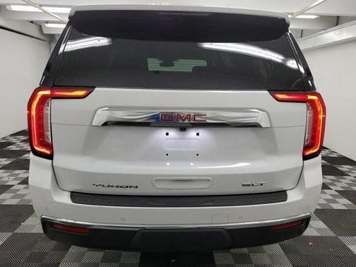 2024 GMC Yukon XL SLT