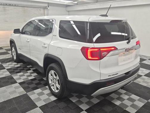 2019 GMC Acadia SLE-1