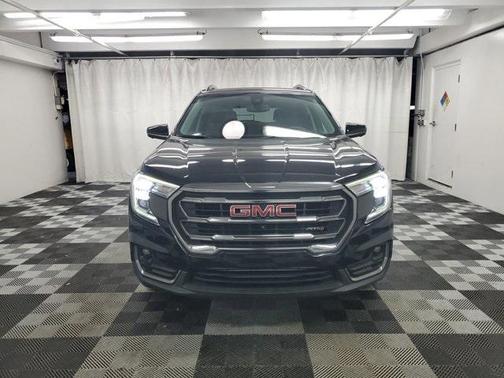 2022 GMC Terrain AT4