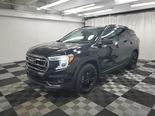 2022 GMC Terrain AT4