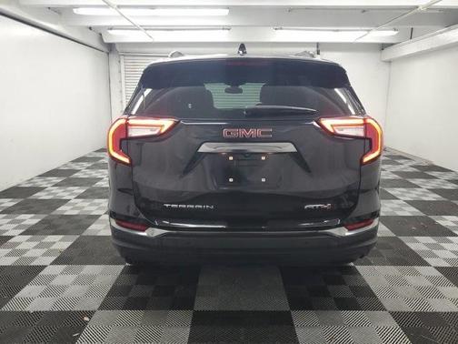 2022 GMC Terrain AT4