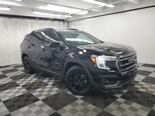 2022 GMC Terrain AT4