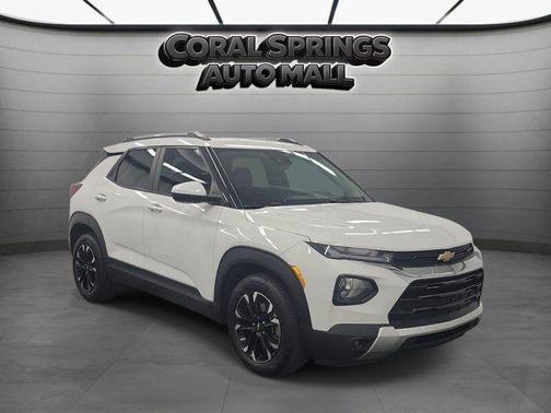 Summit White 2022 Chevrolet Trailblazer LT