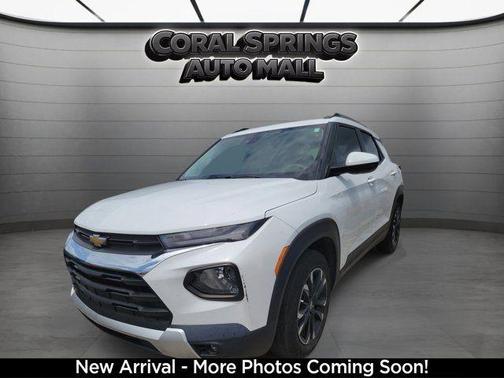 Summit White 2022 Chevrolet Trailblazer LT