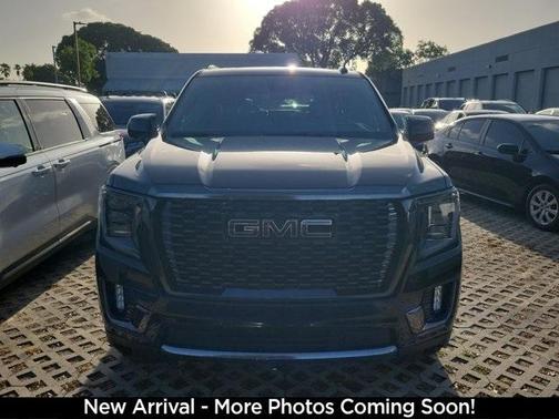 2023 GMC Yukon Denali Ultimate