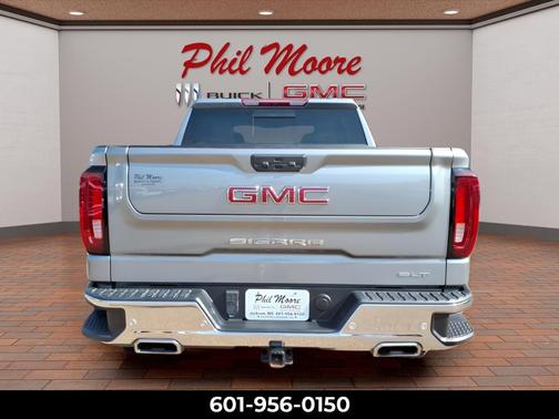 Sterling Metallic 2024 GMC Sierra 1500 SLT